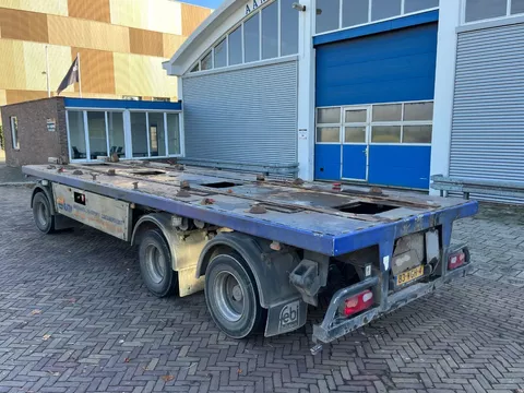 Jung T2MA24 - VLAK/ 2-BAKS PORTAALARM - LIFTAS - LANGZAAMVERKEER