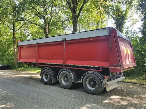 Bulthuis HARDOX KIPBAK - GEDWONGEN GESTUURD - ALUMINIUM AFDEKKLEPPEN