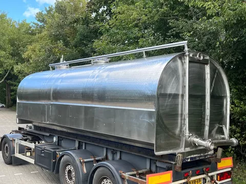 Overige RVS WATERTANK - CA. 12 KUUB -  SLEDE MET KABELOPNAME