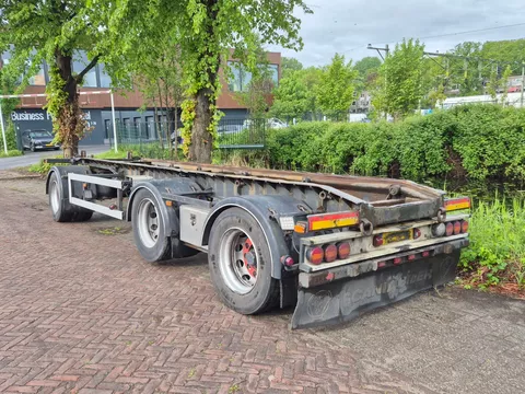 GS Meppel CONTAINERAANHANGER - ROLLENBAAN - LIFTAS - AC-3000N